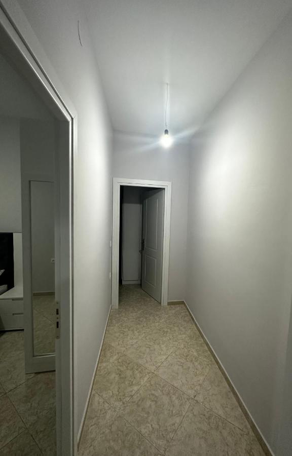 Ylli'S Apartments Sarande Exterior photo